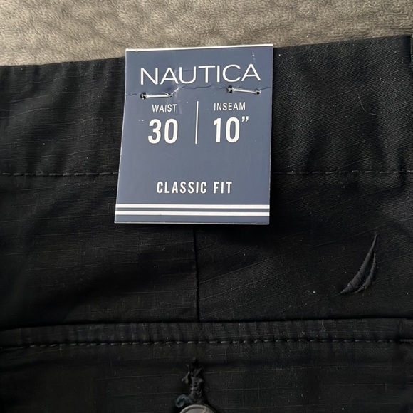 Men’s size 30 Nautica shorts - Picture 3 of 4